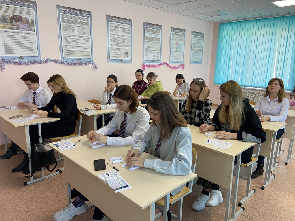c6e9dda3-f413-41d7-afd8-6b4894296d6c.jpg